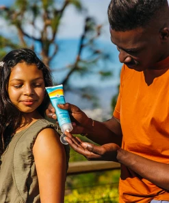 New Arrivals Bare Republic - Clearscreen Sunscreen Lotion - Clean & Invisible